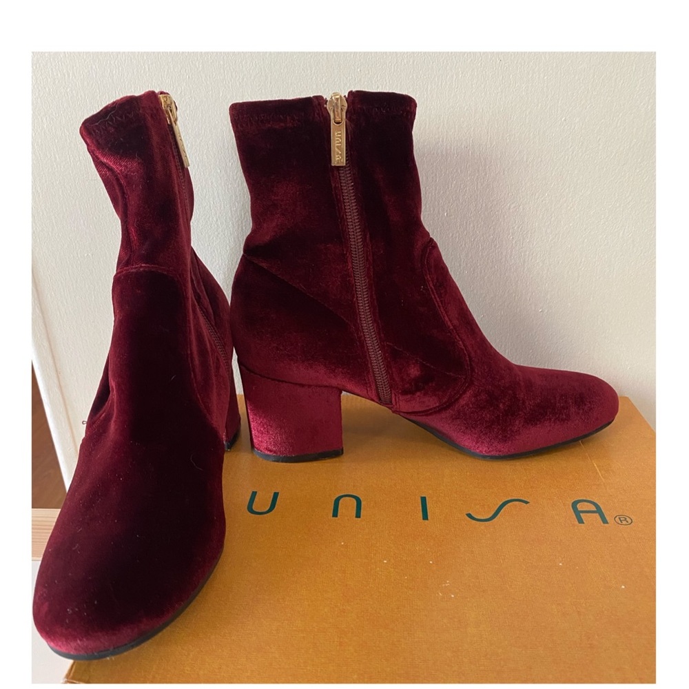 Burgundy velvet booties